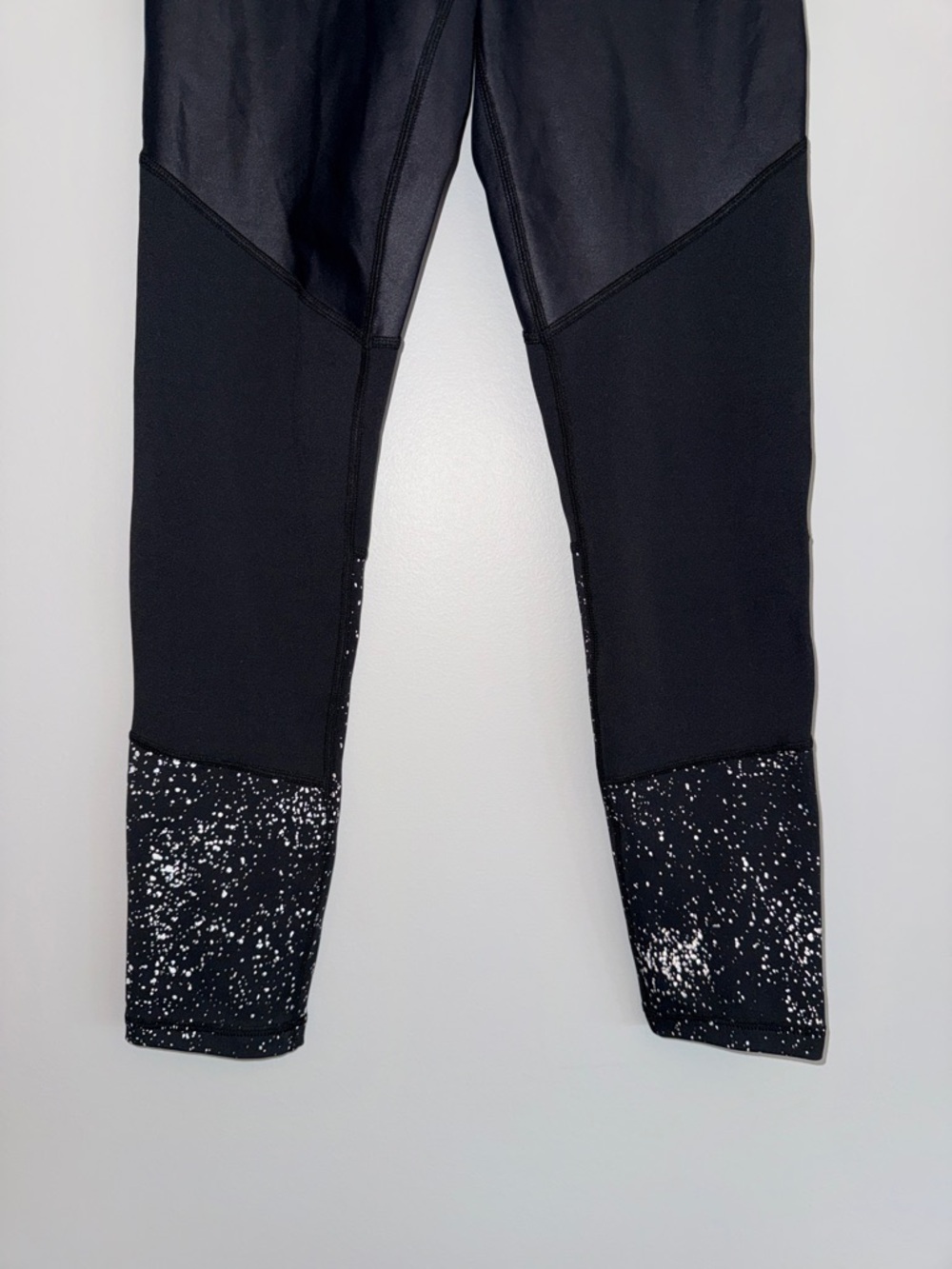 Zyia Active Black Reflective Metallic Light N Tight High Rise Leggings 4 - Picture 6 of 12